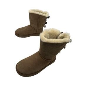 Vintage UGG Bailey Bow II Chestnut Short Boot Women's Size 6